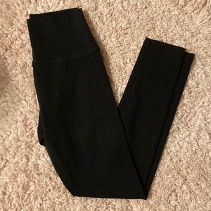 NWOT Aerie black leggings!